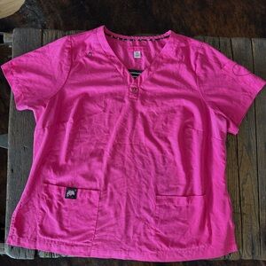 Betsey Johnson Scrub Top Women’s Size 2X Pink Heart Medical Nurse Uniform Shirt